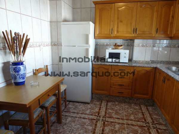 Piso en calle Chiclana, foto 3 de 8